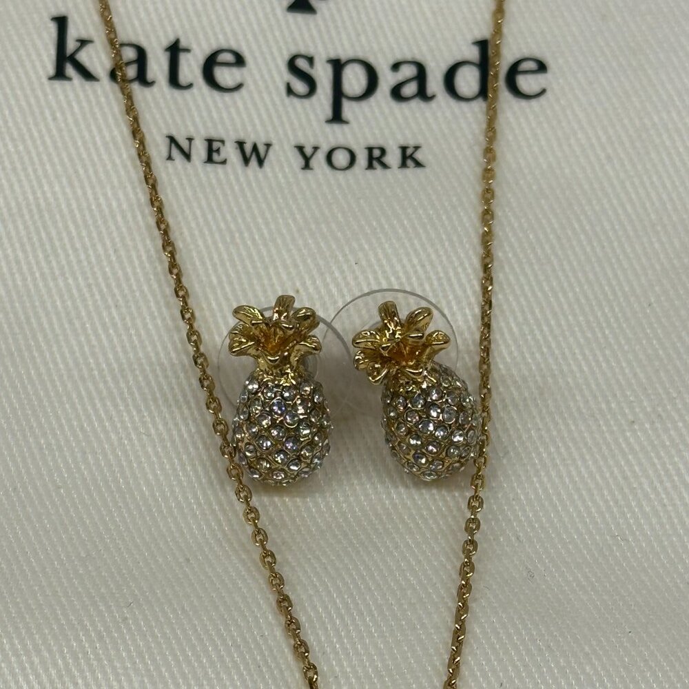 NEW Kate Spade By The Pool Gold Plated Pave Pineapple Necklace & Earrings Set - Picture 6 of 7
